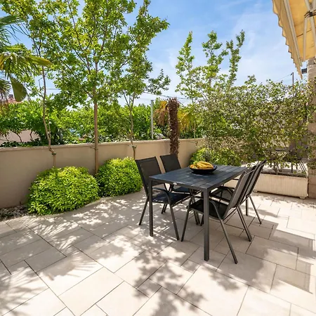 Dita-2 By Interhome Apartamento *